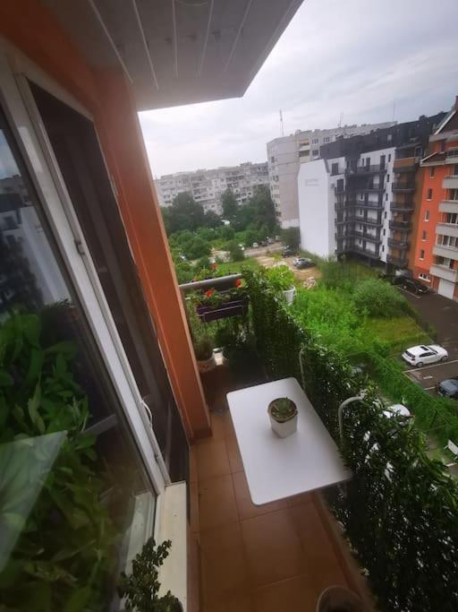 Apartment Lavender, Near To Airport Sofia Ngoại thất bức ảnh